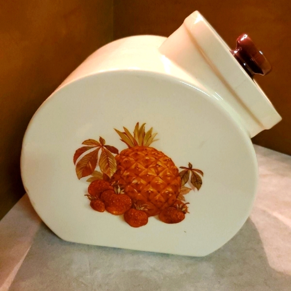 McCoy Cookie Jar - Picture 2 of 16